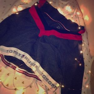 Tommy Hilfiger cropped hoodie